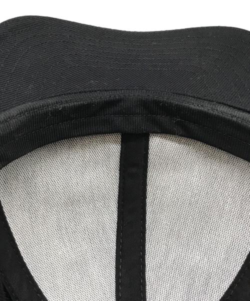 BURBERRY（バーバリー）BURBERRY (バーバリー) ロゴ刺繍キャップ ブラック サイズ:Lの古着・服飾アイテム