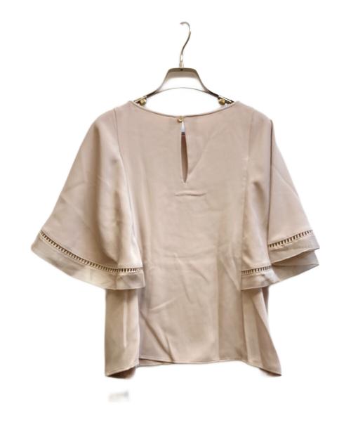 Noble（ノーブル）Noble (ノーブル) ラダーレースラインシアーラッフルブラウス ベージュ サイズ:F 未使用品の古着・服飾アイテム