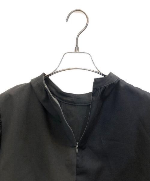 UNITED TOKYO（ユナイテッドトーキョー）UNITED TOKYO (ユナイテッドトーキョー) プリーツブロッキングブラウス ブラック サイズ:FREEの古着・服飾アイテム
