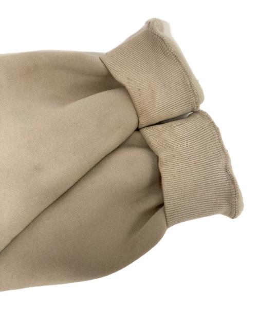 SB STUDIOS（エスビースタジオ）SB STUDIOS (エスビースタジオ) プリントプルオーバーパーカー ベージュ サイズ:Mの古着・服飾アイテム