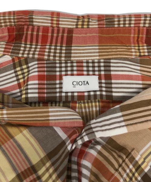 CIOTA（シオタ）CIOTA (シオタ) スビンポプリンマドラスチェックB.Dシャツ オレンジ サイズ:4の古着・服飾アイテム