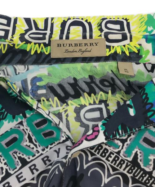 BURBERRY（バーバリー）BURBERRY (バーバリー) 総柄プリントシャツ グリーン サイズ:XLの古着・服飾アイテム