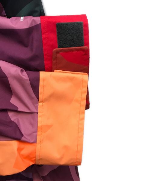 THE NORTH FACE（ザ ノース フェイス）THE NORTH FACE (ザ ノース フェイス) KAWS (カウズ) Retro 1986 Mountain Jacket ピンク サイズ:XLの古着・服飾アイテム