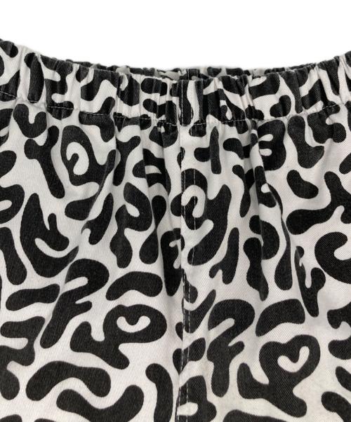 an-arkhos（韓国軍）an-arkhos (韓国軍) バクテリアカモ パンツ ホワイト サイズ:-の古着・服飾アイテム