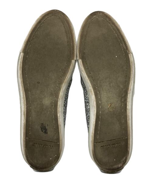 MIU MIU（ミュウミュウ）MIU MIU (ミュウミュウ) グリッタースリッポン シルバー サイズ:36の古着・服飾アイテム