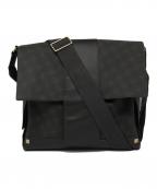 dunhillダンヒル）の古着「メッセンジャーバッグ」｜ブラウン