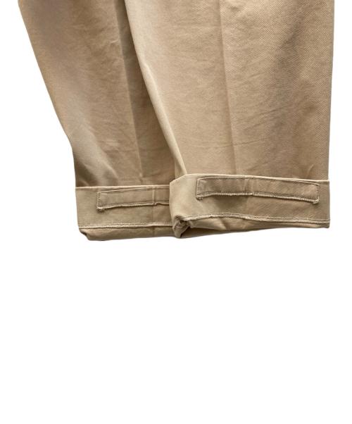 BEAMS F（ビームスエフ）BEAMS F (ビームスエフ) BERNARD ZINS (ベルナール ザンス) 別注ワイド2プリーツサイドアジャスタースラックス ベージュ サイズ:-の古着・服飾アイテム