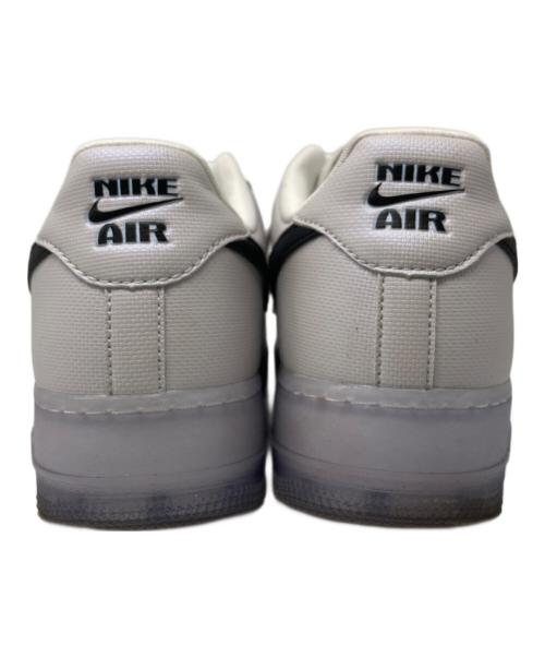 NIKE（ナイキ）NIKE (ナイキ) エアフォース1'07 LV8 EMB ホワイト/ブラック-バーストグレー-ユニバーシティレッド ホワイト×レッド サイズ:US9.5の古着・服飾アイテム