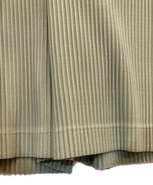 HOMME PLISSE ISSEY MIYAKE（オム プリッセ イッセイ ミヤケ）HOMME PLISSE ISSEY MIYAKE (オムプリッセ イッセイ ミヤケ) プリーツワイドドカンパンツ ベルト付き オリーブ サイズ:2の古着・服飾アイテム