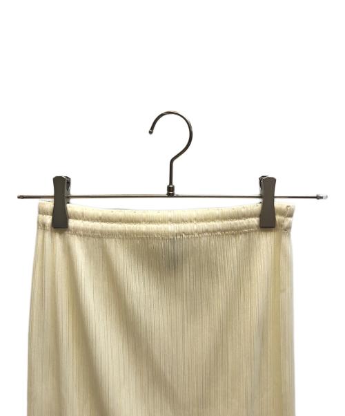 PLEATS PLEASE（プリーツプリーズ）PLEATS PLEASE (プリーツプリーズ) プリーツスカート アイボリー サイズ:2の古着・服飾アイテム