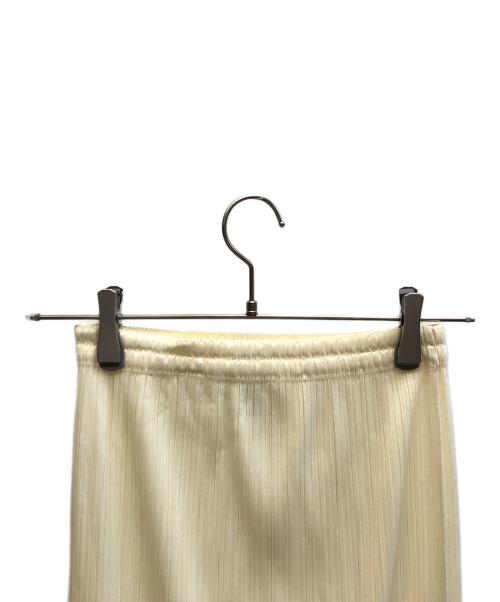 PLEATS PLEASE（プリーツプリーズ）PLEATS PLEASE (プリーツプリーズ) プリーツスカート アイボリー サイズ:2の古着・服飾アイテム