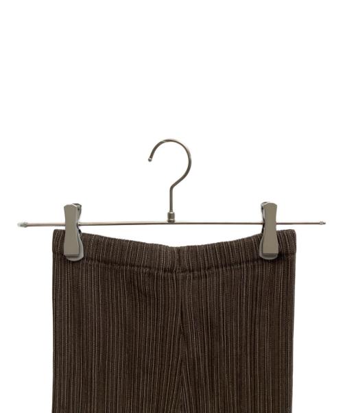ISSEY MIYAKE（イッセイミヤケ）ISSEY MIYAKE (イッセイミヤケ) ステッチプリーツパンツ ブラウン サイズ:Mの古着・服飾アイテム