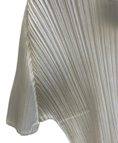 PLEATS PLEASE（プリーツプリーズ）PLEATS PLEASE (プリーツプリーズ) 半袖プリーツブラウス ホワイト サイズ:3の古着・服飾アイテム