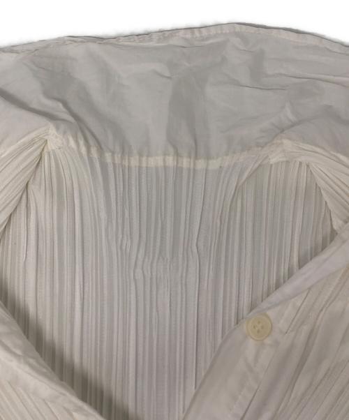 PLEATS PLEASE（プリーツプリーズ）PLEATS PLEASE (プリーツプリーズ) 半袖プリーツブラウス ホワイト サイズ:3の古着・服飾アイテム