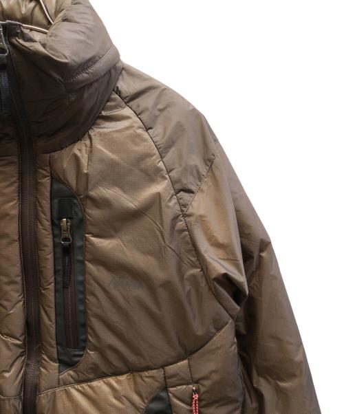 NANGA（ナンガ）NANGA (ナンガ) AURORA LIGHT STAND COLLAR DOWN JACKET ブラウン サイズ:JPN Mの古着・服飾アイテム