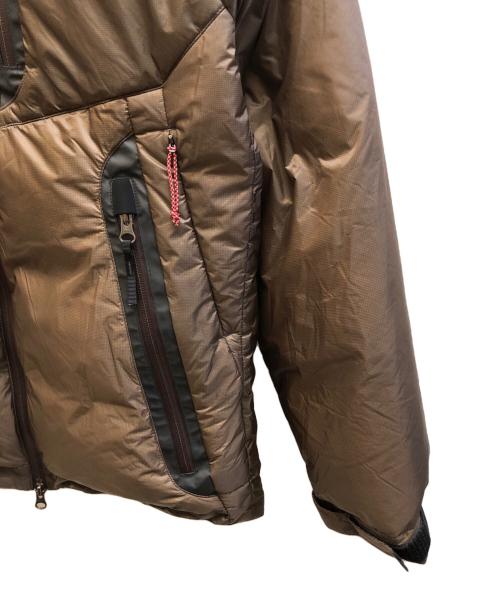 NANGA（ナンガ）NANGA (ナンガ) AURORA LIGHT STAND COLLAR DOWN JACKET ブラウン サイズ:JPN Mの古着・服飾アイテム