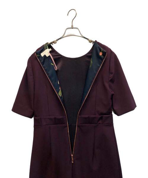 ted baker（テッドベーカー）ted baker (テッドベーカー) フリル ウエスト ディープパープル ブルゴーニュ ペンシルドレス レッド サイズ:2の古着・服飾アイテム