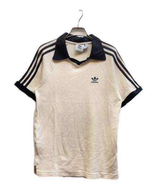 adidas Originals（アディダスオリジナル）adidas Originals (アディダスオリジナル) Adicolor Classics ワッフルポロシャツ ベージュ サイズ:XSの古着・服飾アイテム