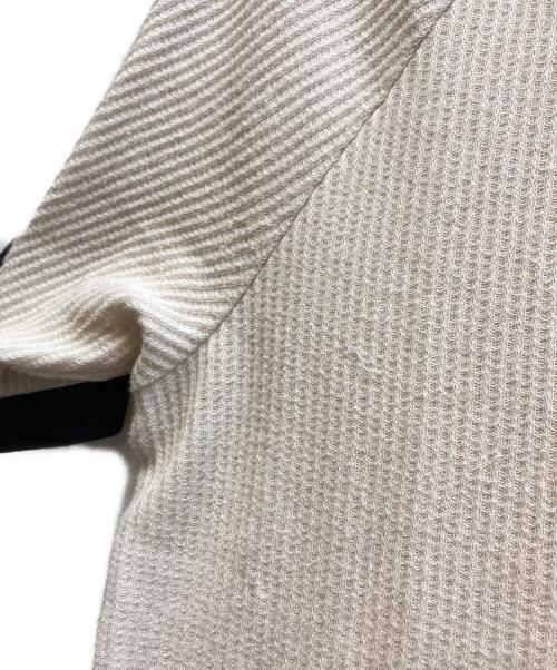 adidas Originals（アディダスオリジナル）adidas Originals (アディダスオリジナル) Adicolor Classics ワッフルポロシャツ ベージュ サイズ:XSの古着・服飾アイテム