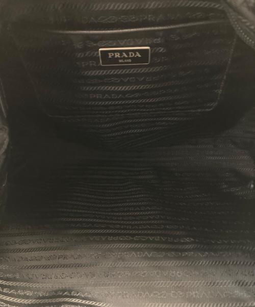 PRADA（プラダ）PRADA (プラダ) ナイロンショルダーバッグ ブラックの古着・服飾アイテム