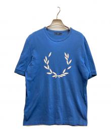 FRED PERRY（フレッドペリー）の古着「ロゴプリントTシャツ」｜ブルー