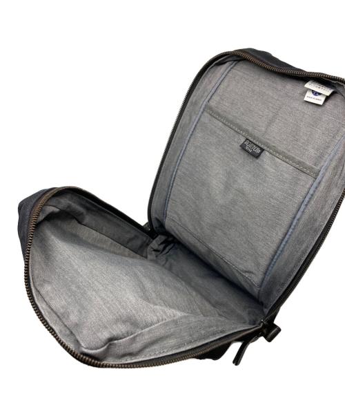 PORTER（ポーター）PORTER (ポーター) スリングショルダーバッグ ブラックの古着・服飾アイテム