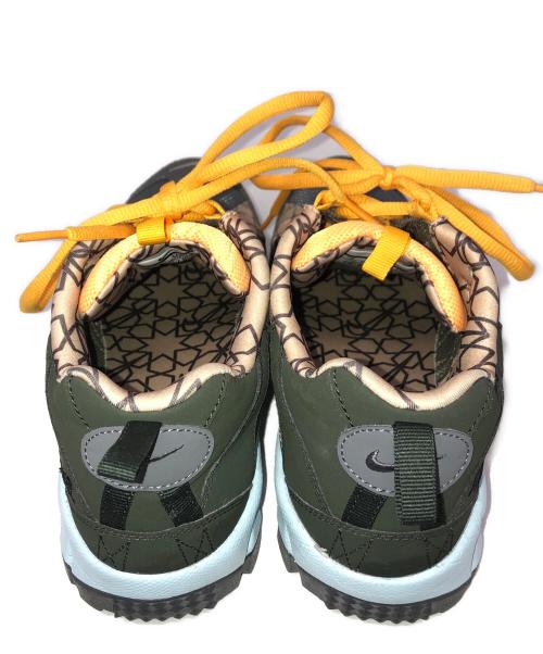 NIKE ACG（ナイキエーシージー）NIKE ACG (ナイキエージーシー) AIR HUMARA 17 PREMIUM カーキ サイズ:US9の古着・服飾アイテム