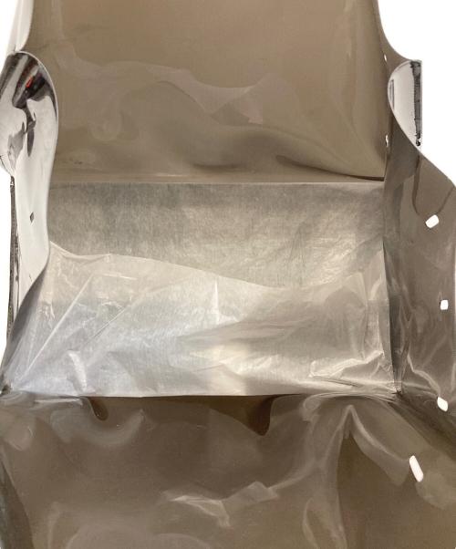 J.B.ATTIRE（ジェービーアトリエ）J.B.ATTIRE (ジェービーアトリエ) エナメルトートバッグ ブラック サイズ:Freeの古着・服飾アイテム