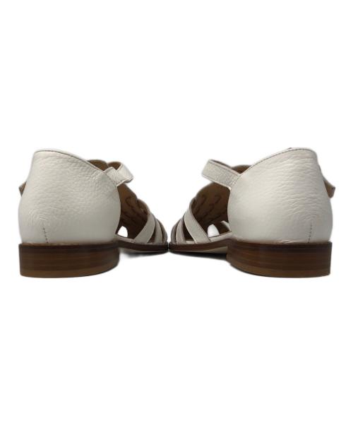 PASCUCCI（パスクッチ）PASCUCCI (パスクッチ) グルカサンダル ホワイト サイズ:36の古着・服飾アイテム