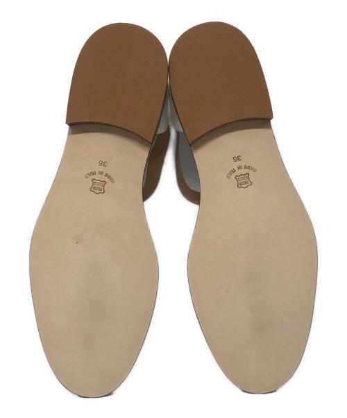 PASCUCCI（パスクッチ）PASCUCCI (パスクッチ) グルカサンダル ホワイト サイズ:36の古着・服飾アイテム