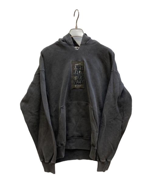 THE BLACK EYE PATCH（ブラックアイパッチ）THE BLACK EYE PATCH (ブラックアイパッチ) 取扱注意刺繍ロゴパーカー ブラック サイズ:Mの古着・服飾アイテム