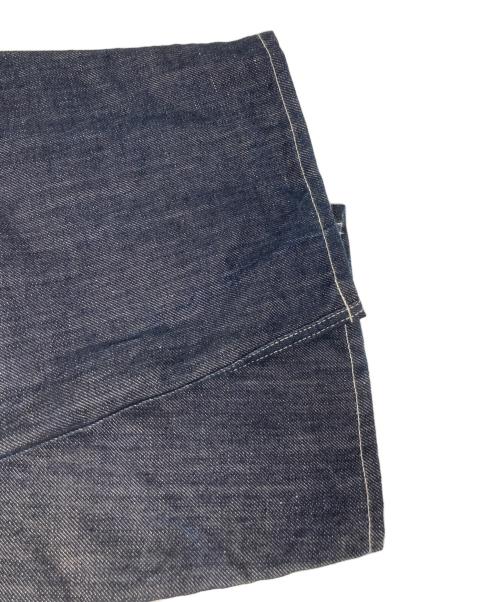 COMME des GARCONS HOMME（コムデギャルソン オム）COMME des GARCONS HOMME (コムデギャルソン オム) 綿麻デニムタックテーパードパンツ インディゴ サイズ:Sの古着・服飾アイテム