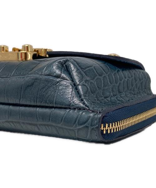 A.D.M.J.（エーディーエムジェイ）A.D.M.J. (エーディーエムジェイ) 型押しショルダーウォレット グリーンの古着・服飾アイテム