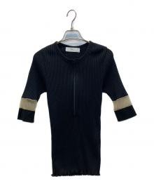 TOGA PULLA（トーガ プルラ）の古着「Teleco short sleevesハーフジップリブカットソー」｜ブラック