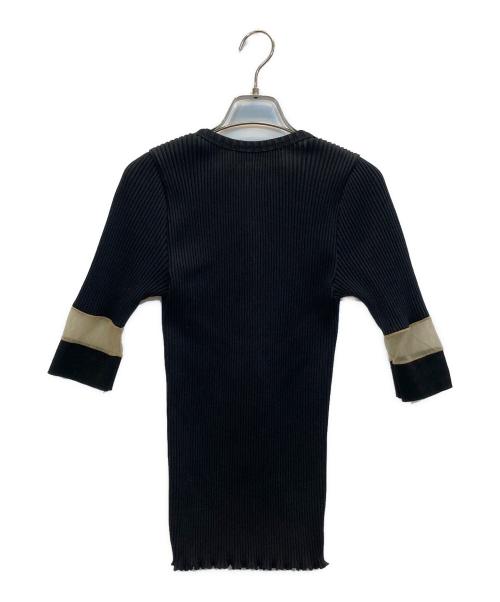 TOGA PULLA（トーガ プルラ）TOGA PULLA (トーガ プルラ) Teleco short sleevesハーフジップリブカットソー ブラック サイズ:38の古着・服飾アイテム