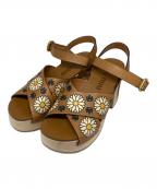 MIU MIUミュウミュウ）の古着「ウッドサンダル」｜ブラウン