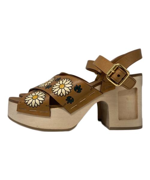 MIU MIU（ミュウミュウ）MIU MIU (ミュウミュウ) ウッドサンダル ブラウン サイズ:36 1/2の古着・服飾アイテム