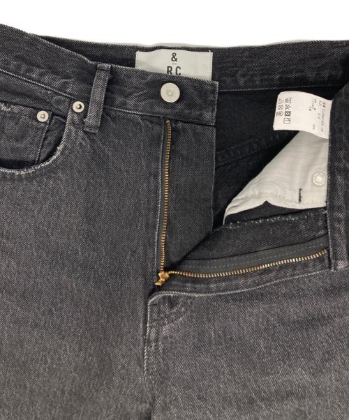 Curensology（カレンソロジー）Curensology (カレンソロジー) カーヴィーデニムパンツ ブラック サイズ:32の古着・服飾アイテム