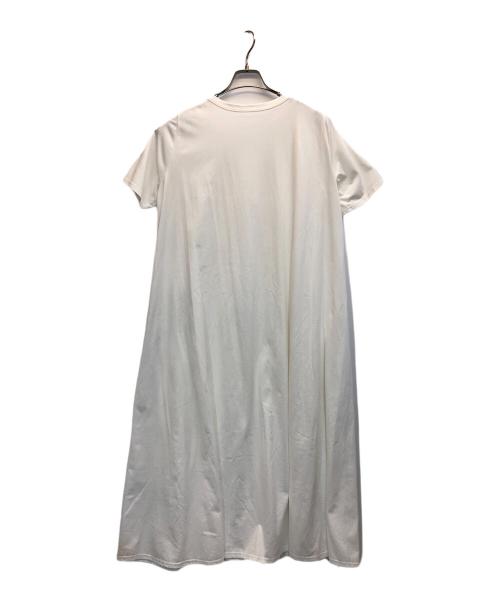 rosy monster（ロージーモンスター）rosy monster (ロージーモンスター) リラックスフリルカットソーワンピース ホワイト サイズ:S 未使用品の古着・服飾アイテム