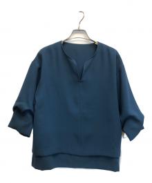 UNITED TOKYO（ユナイテッドトーキョー）の古着「7分袖Vネックタックブラウス」｜グリーン