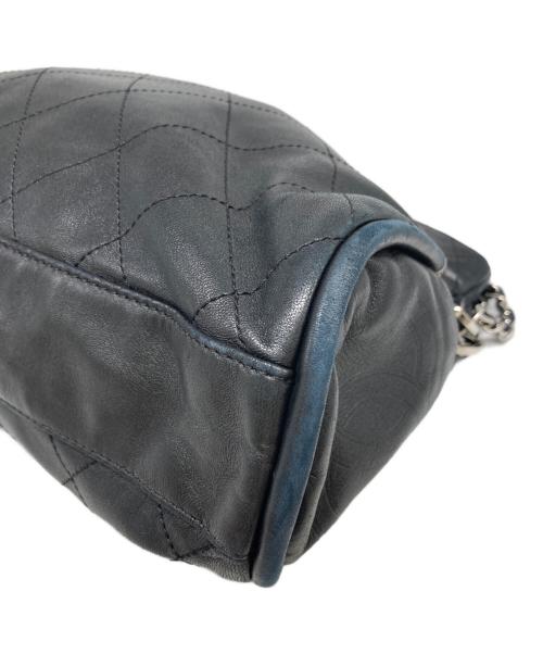 CHANEL（シャネル）CHANEL (シャネル) マトラッセワンショルダーバッグ ブラックの古着・服飾アイテム