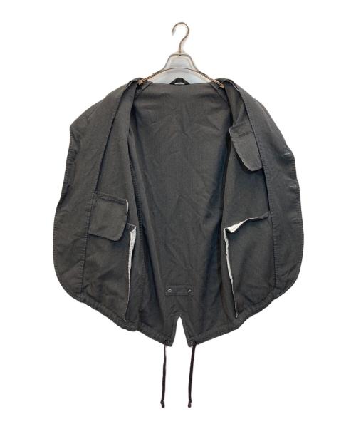 COMME des GARCONS HOMME DEUX（コムデギャルソン オム ドゥ）COMME des GARCONS HOMME DEUX (コムデギャルソン オム ドゥ) ポリ縮絨フィッシュテールストライプテーラードジャケット グレー サイズ:Mの古着・服飾アイテム