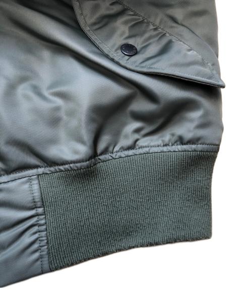 AVIREX（アヴィレックス）AVIREX (アヴィレックス) DISNEY (ディズニー) MA-1ジャケット カーキ サイズ:Mの古着・服飾アイテム