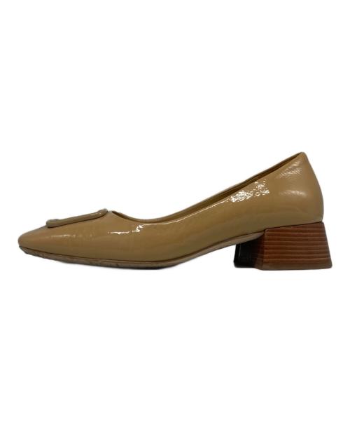 TORY BURCH（トリーバーチ）TORY BURCH (トリーバーチ) ロゴプレートパンプス ベージュ サイズ:7Mの古着・服飾アイテム