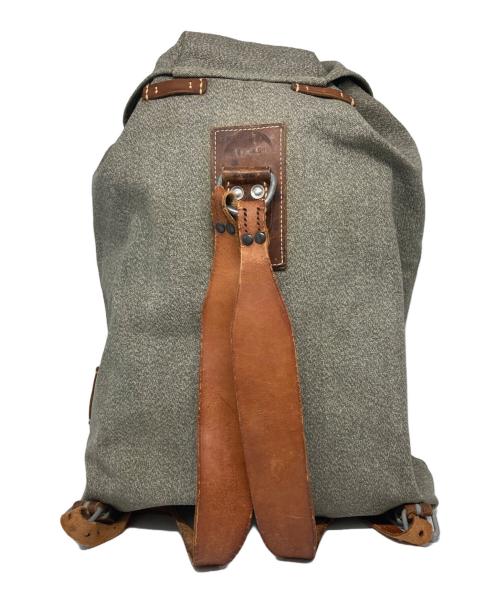 スイス軍（スイスアーミー）スイス軍 (スイスアーミー) キャンバスリュック カーキの古着・服飾アイテム