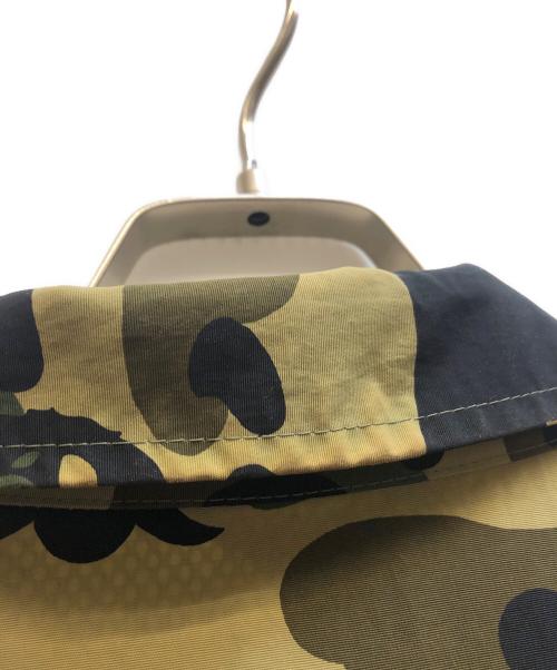 A BATHING APE（アベイシングエイプ）A BATHING APE (ア ベイシング エイプ) ファーストカモ レインジャケット グリーン サイズ:Mの古着・服飾アイテム