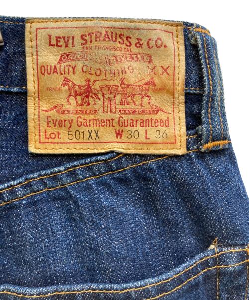 LEVI'S VINTAGE CLOTHING（リーバイス ビンテージ クロージング）LEVI'S VINTAGE CLOTHING (リーバイス ビンテージ クロージング) 復刻501XX デニムパンツ インディゴ サイズ:W30 L36の古着・服飾アイテム