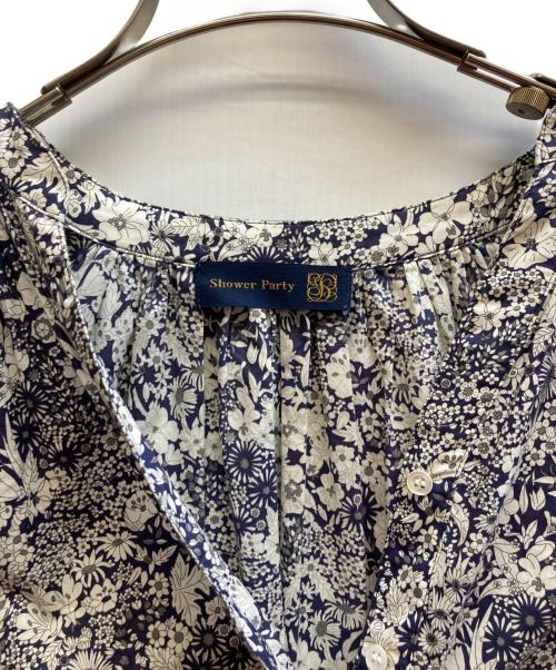 Shower Party（シャワーパーティー）Shower Party (シャワーパーティー) 花柄ワンピース ネイビー サイズ:1の古着・服飾アイテム