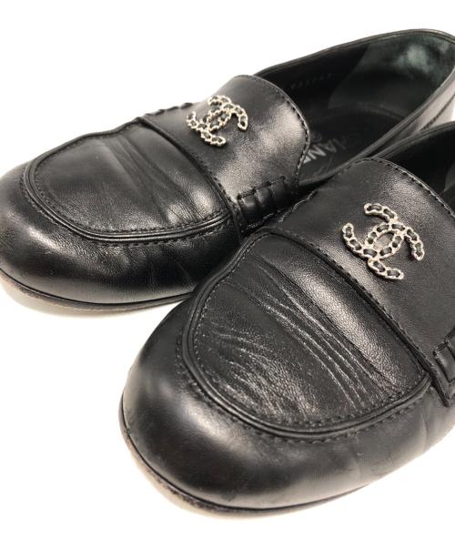 CHANEL（シャネル）CHANEL (シャネル) ココマークチェーンローファー ブラック サイズ:36 1/2の古着・服飾アイテム