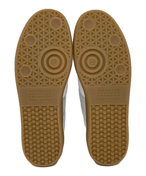 Maison Margiela（メゾンマルジェラ）Maison Margiela (メゾンマルジェラ) REPLICA ジャーマントレーナー ホワイト サイズ:41の古着・服飾アイテム